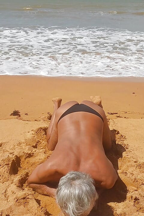 Ladysilva my hot ass on the beach in her panties