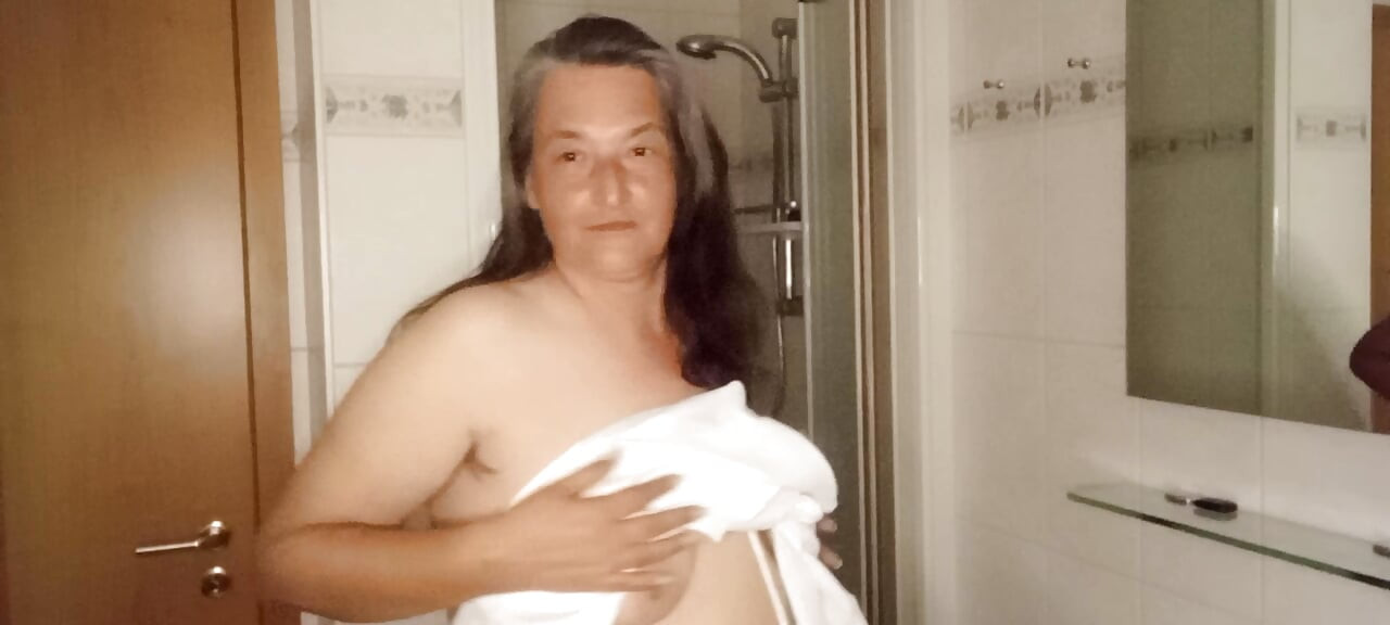 Fat German 53 in the shower – Fat pot belly & sagging breasts