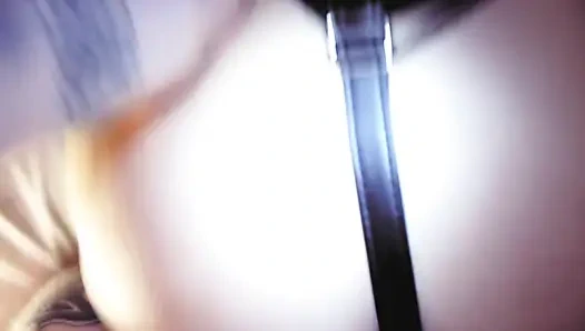 Maskeli çok ateşli sahibe Eva Latex büyük yarak emiyor bakış açısıyla ıslak amcığını sikiyor fetiş zenci çizmeler