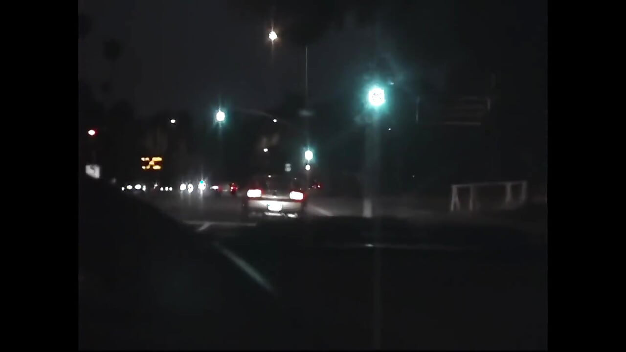 ديجا وجيا: ثلاثيات ونيك شرجي قوي