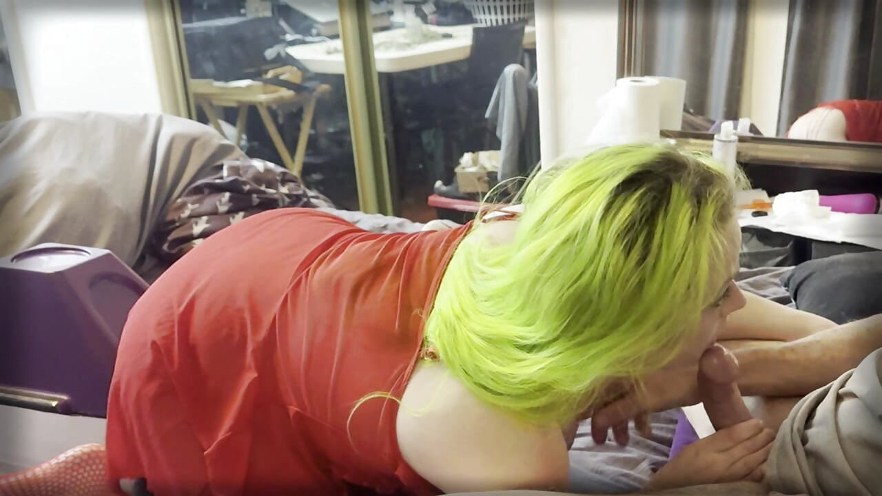Next Door Dolly and Stunt Cock - Thrusting Vibrator Swallow Blowjob