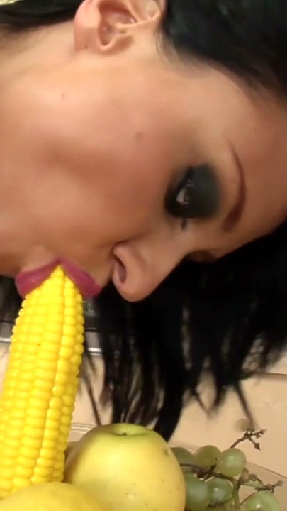 Tina allein zu Hause wenn Ihr Freund auf der arbeit ist | Clip 1