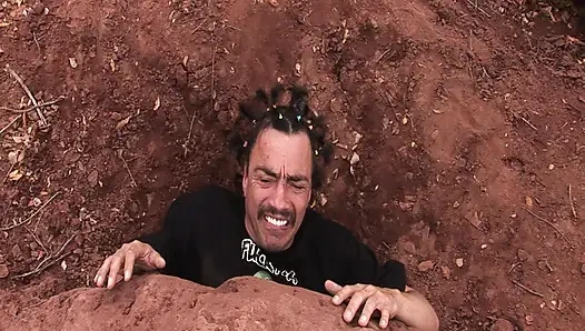 Kumda Gömülü Güzellik: Vahşi Açık Hava Fetiş Seks