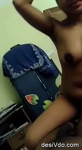 Bangladesi gf szopja és lovagolja a barátját bangla hanggal