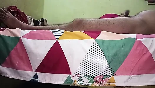 Üvey baba üvey kızını sabah seksiyle sikiyor