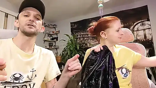 Hadiah Wish List 9 - Unboxing dan Masturbasi Pakai Gaun Merah Corset Merah dan Vinyl