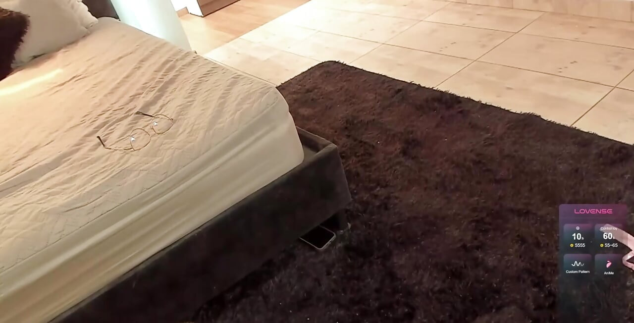 I suck my boyfriend's cock until it's soaking wet with my saliva. part 2