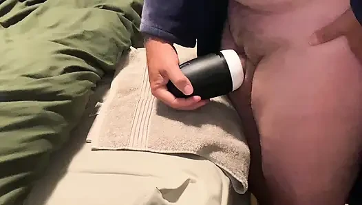 Kaygan ağız oral seks oyuncağı eller serbestçe boşalıyor
