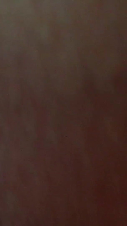 Napínavý okamžik z "Německá femdom teen dává plivat a rukavice honění otrokovi v POV"
