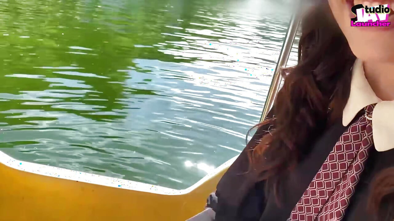 Office Heat-a Recruit-style Muse Mixes Her Sweet Voice with a Bold Outdoor Chapter-1
