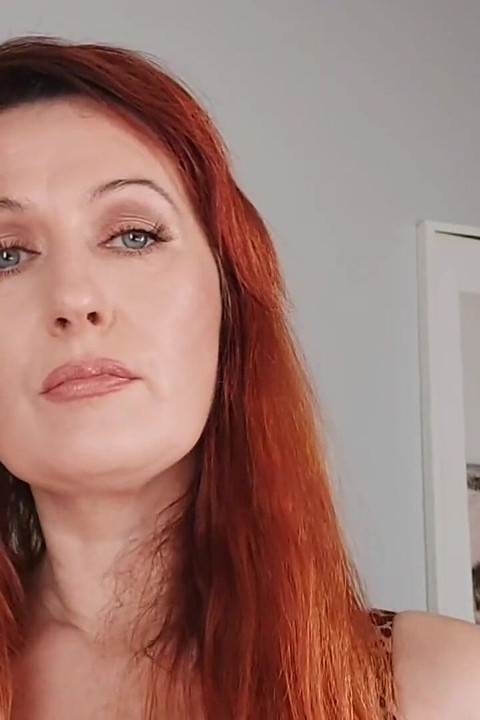 ألمس من خلال سراويلي الداخلية ، شجيرة منفوشة تبرز من سراويلي الداخلية ، الاستمناء في سراويلي الداخلية