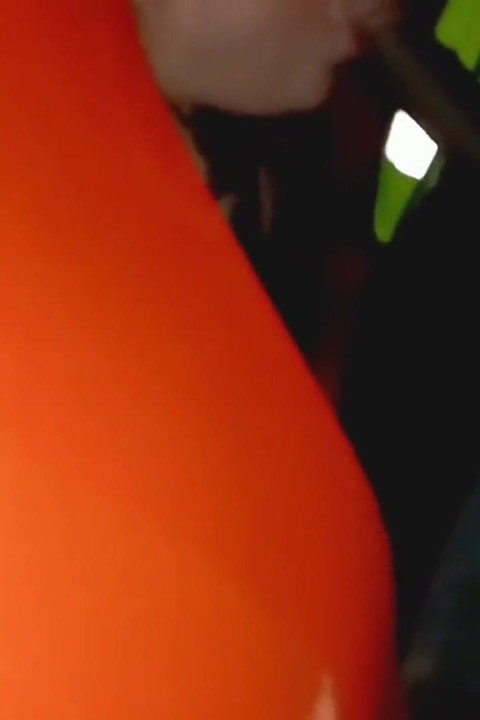 YoungEnglishBBW suge o pulă neagră în aer liber Nata4sex până la orgasm cu țipete