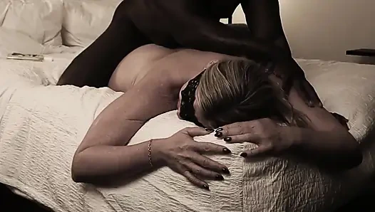 Fa Fiona Gets a Sensual Massage After Flying Part One