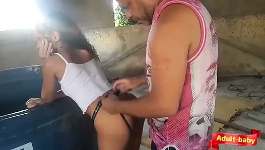 Meinen Stiefvater auf der Terrasse abholen, 100 % anal