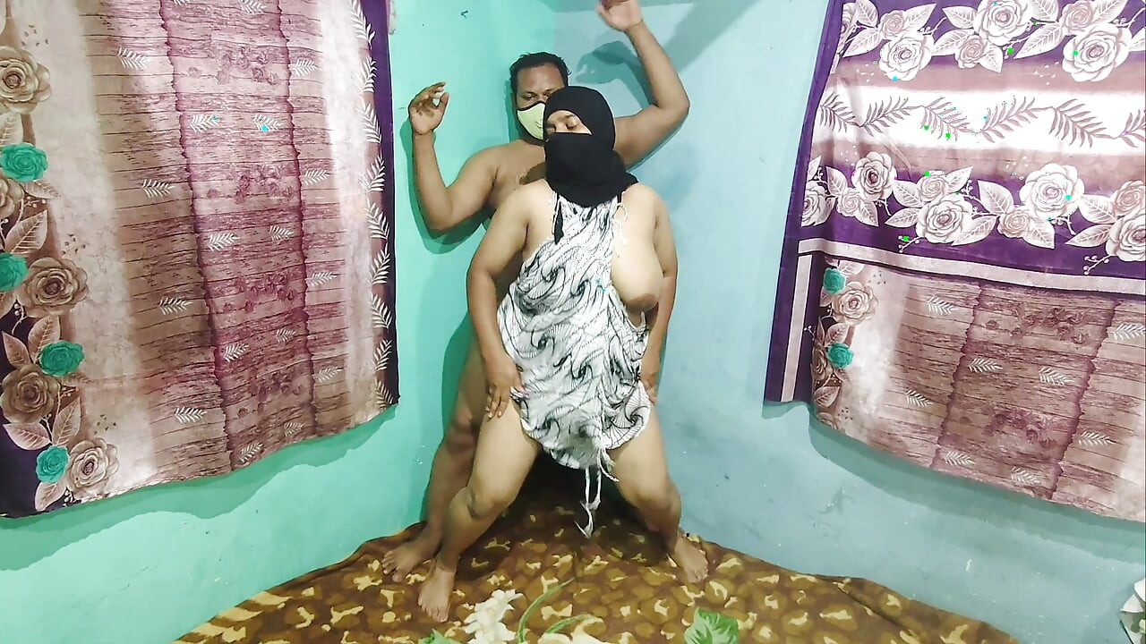 Sexy muslim bich dancing for money and cheap cock