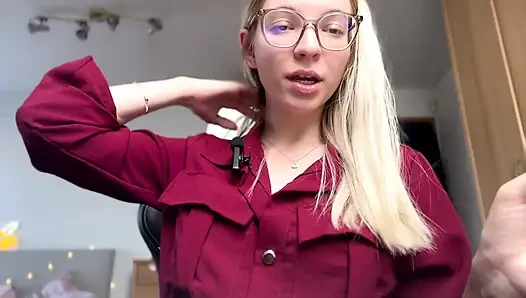 Gadis kejam menghukummu dengan menggelitik asmr