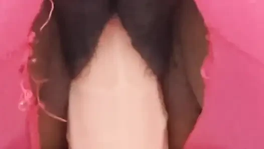 Malay Kızı Popo Tıkacı Takılı Mastürbasyon Yapıyor