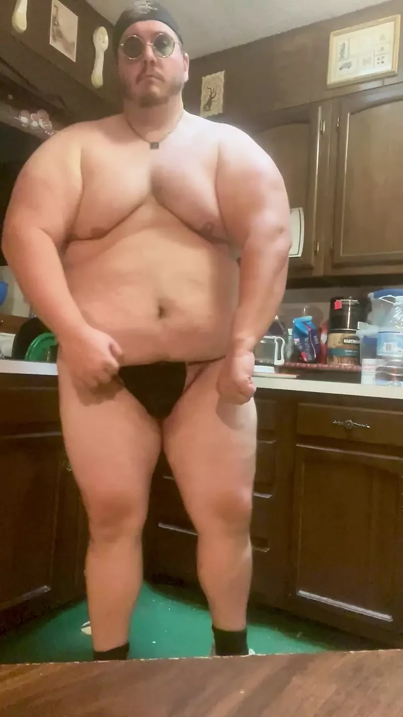 Gargantuan muscle chub bear daddy Bubba Burly Chub poses post workout &pumps out a Cannikin of Creamy Cum
