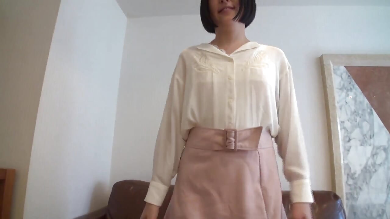 清纯系美女人妻 - しほ