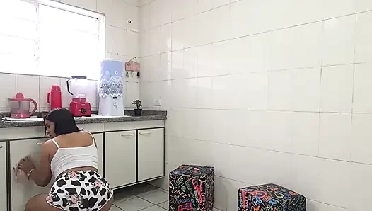 Fucked My Slutty Wife While She Was Cleaning in Short Shorts