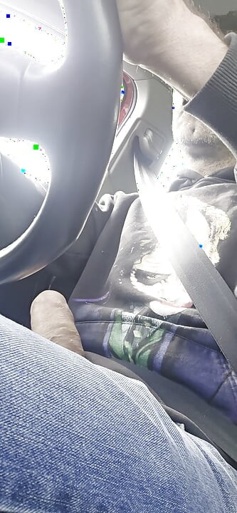 Straight guy gets horny and jerks off while driving, he almost got caught
