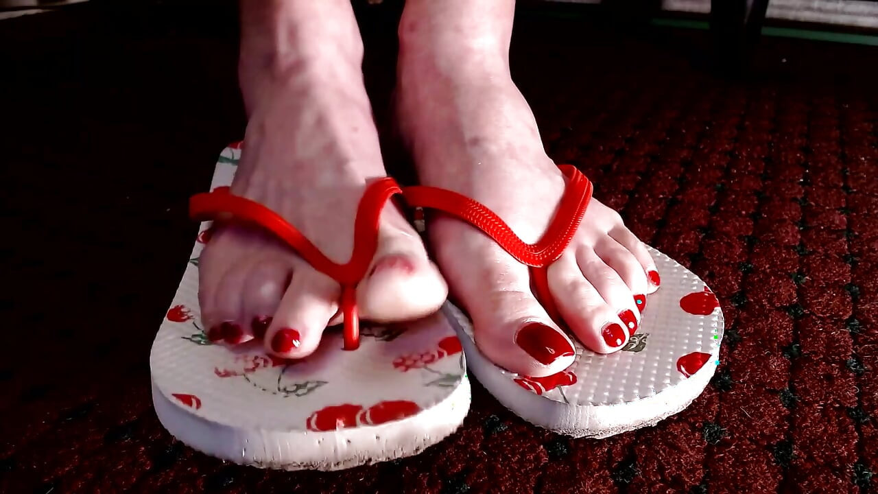 Red Toenails Flop Flops Mature Feet