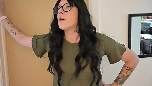 Stepmommy Becomes a Slut 1