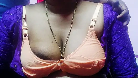 Nyonya ingin berhubungan seks dengan pelayan