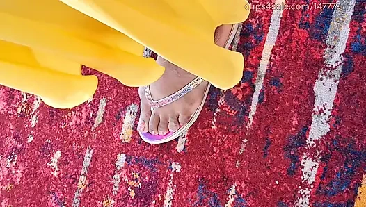 My Stepmama's Travel BFF Got Big Juicy Meaty Feet