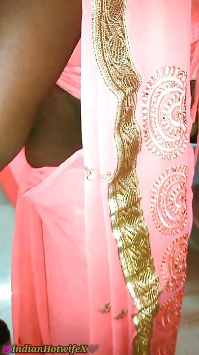 Dusky Ταμίλ γυναίκα Renu's Saree & σκληρό γαμήθηκε από ταύρο, κερατάς ρολόγια! Indianhotwifex