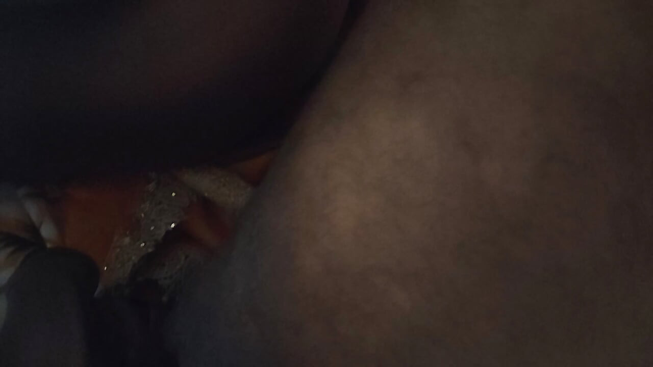 VID 20261012 001700.mp4 maine apne mausi ko choda jab mera mausa ghar par nahin tha