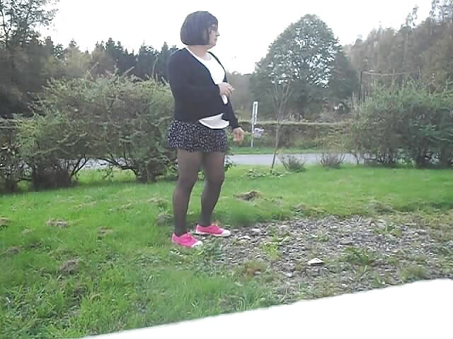 lilian77 นอกบ้าน