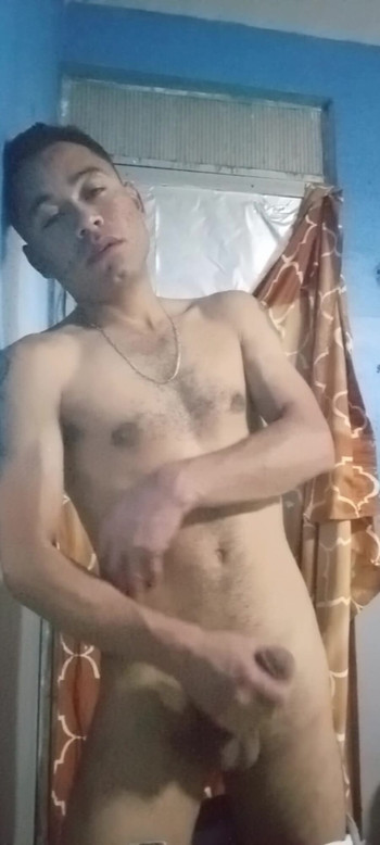 DISCREET AND VERY HOT MEXICAN MORRITO