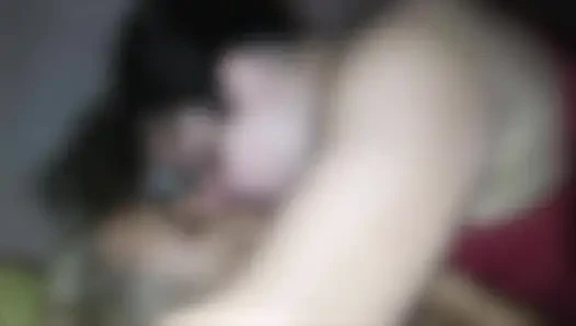 Memek istri nakal ini dijilat sama pria lain sampai dicrot di dalam sama pria lain