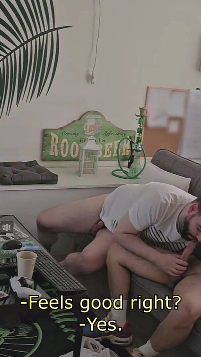 Zapanjujući trenutak iz "Moj hetero prijatelj "Chris" (koji me prije uhvatio kako drkam) pita me za zadnji put i iznenadi me"
