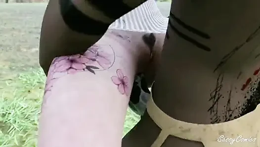 Yapay zeka videosu kendi ipliği partnerimizle hayatın tadını çıkarıyor