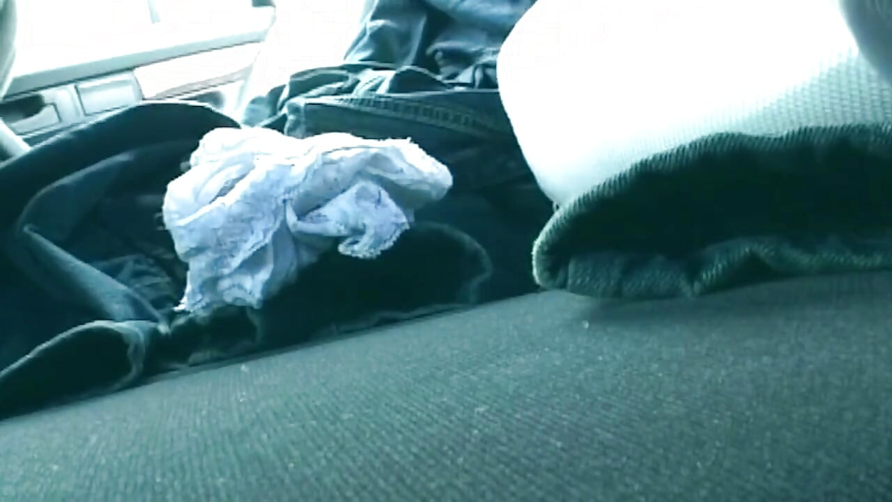Blonde Amateur Pissing While Getting Fingered Hard