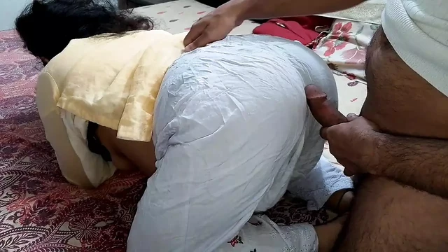 A delicious game played by Step son with Step mom.Freeze and release.