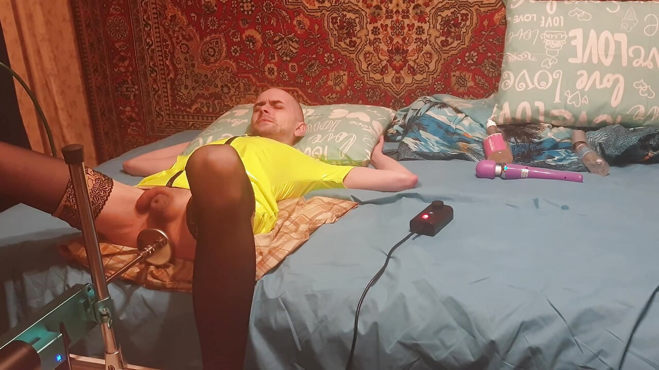 Sasha Earth Crossdresser homemade amateur solo anal Fuck Machine