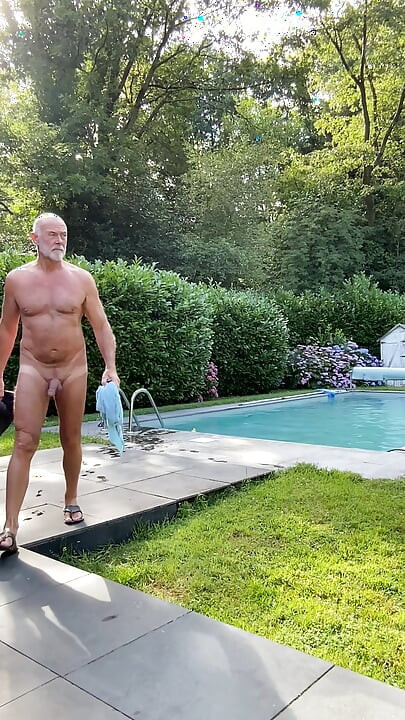 A refreshment in the pool