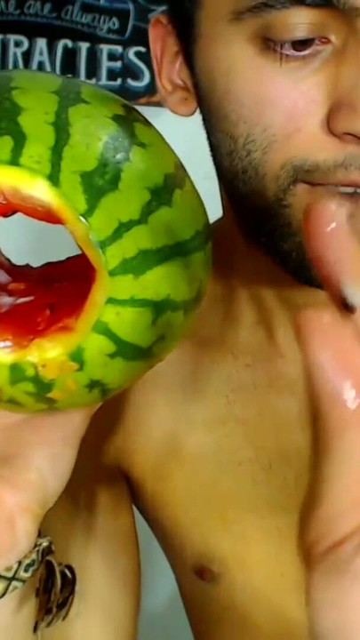 Fucking a watermelon until I cum inside it - Camilo Brown | Clip 1