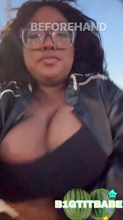 대물 자지에 따먹히는 거대한 젖탱이