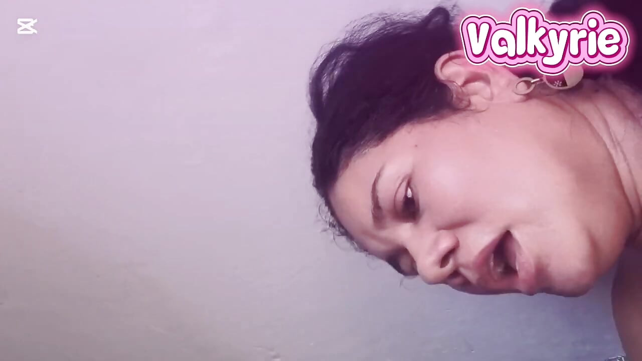 เมียนมใหญ่คอลึก