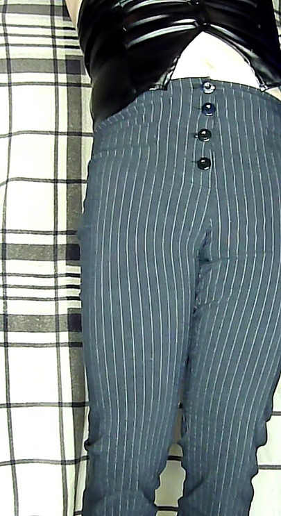 03 Linai Mod Paris Pants Black with White Line