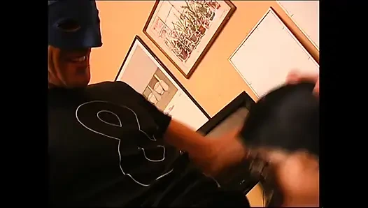 Olgun maskeli ve seksi büyük memeli amatör orta yaşlı seksi kadınlar sikiliyor ve ağzına boşalıyor (tam film)