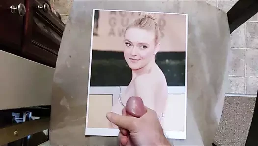 Royd 030 porn video – Dakota Fanning Cum Tribute 030