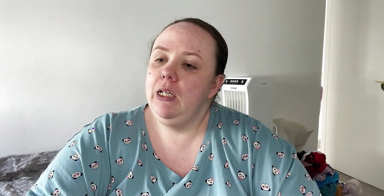 Współlokator zauważa, że oglądasz porno Sph | JOI