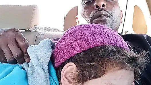 Schmutzige straßenhure trinkt mein sperma zum frühstück. MILF