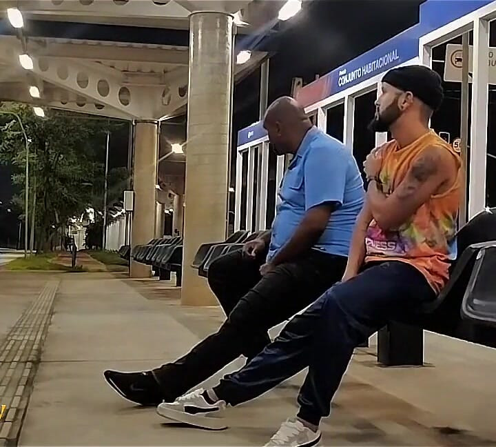I Sucked the Driver's Dick While Waiting for the Bus.