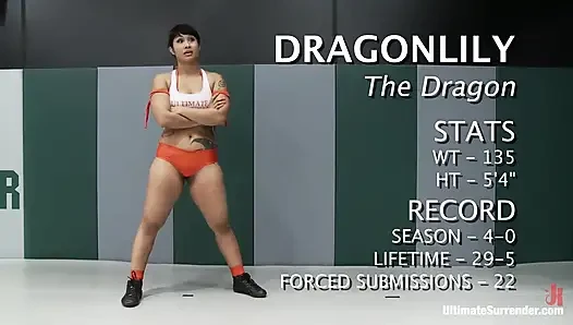Dragon Уничтоженный на мате! Заставили кончить во время борьбы! Она в слезах пытается не кончить
